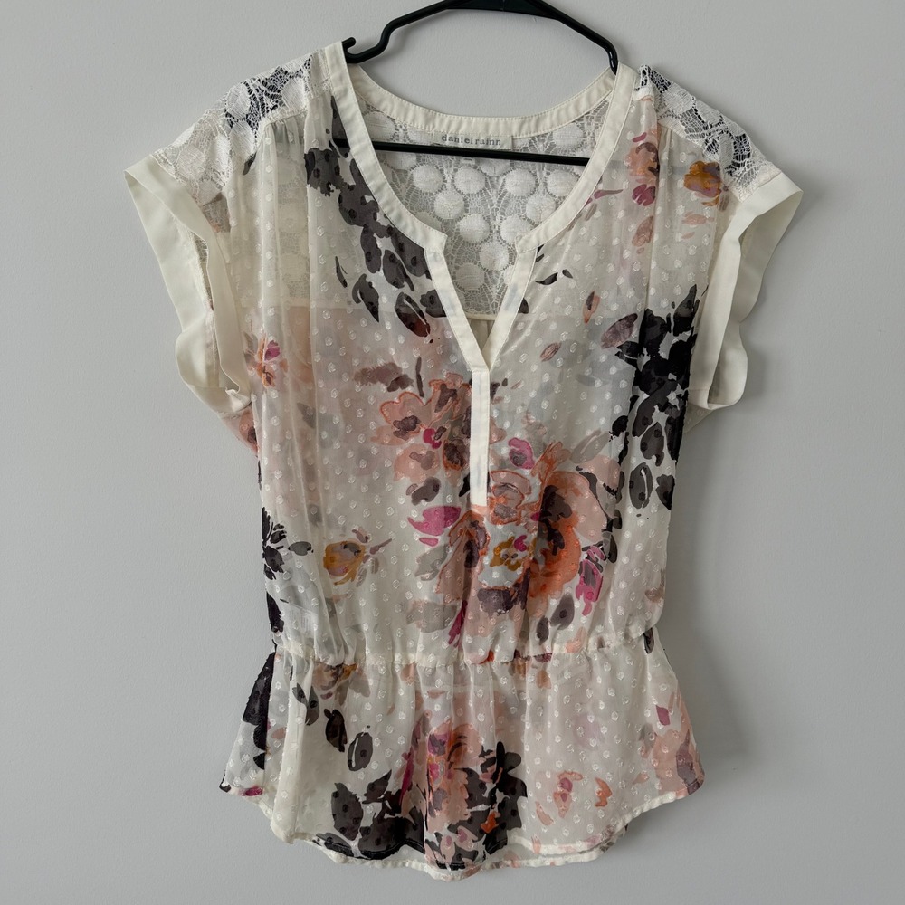 Daniel Rainn Floral Swiss Dot Lace Back Peplum Blouse Cream Purple Orange Small